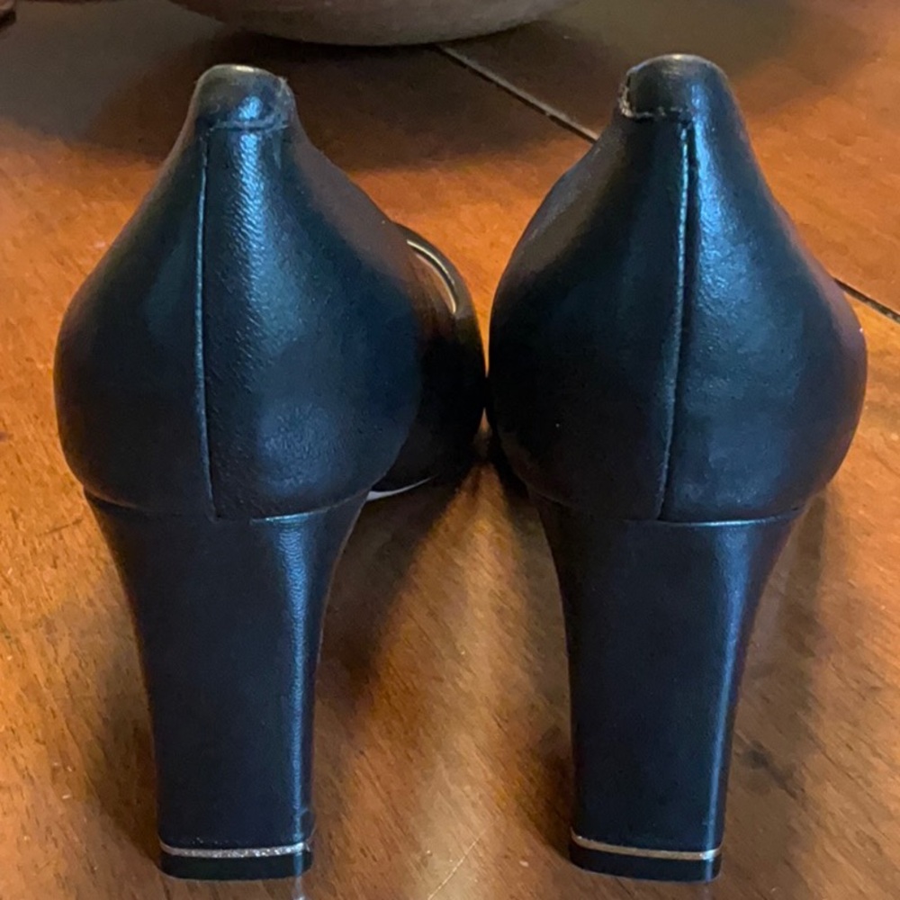 AiciBerllucci Black Heels - Picture 2 of 4